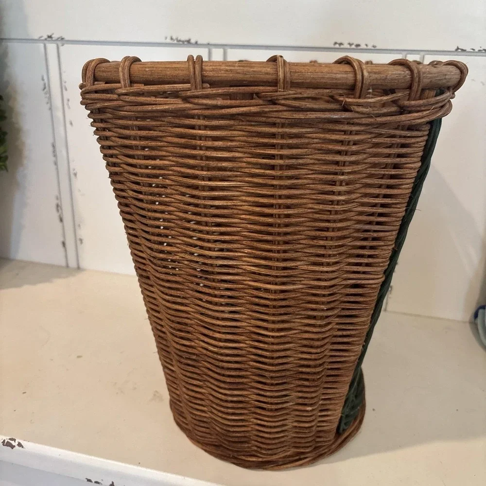 VTG Creel Wicker Waste Basket Hand Painted Trout Fish Wood Panel Cabin Lake 13